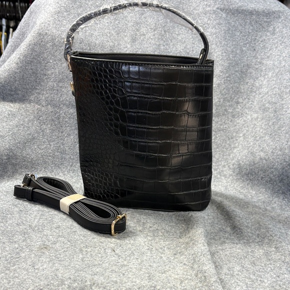 AOTA Elena Bucket Bag Black Vegan Leather Croc Embossed Top Handle purse - Picture 2 of 12